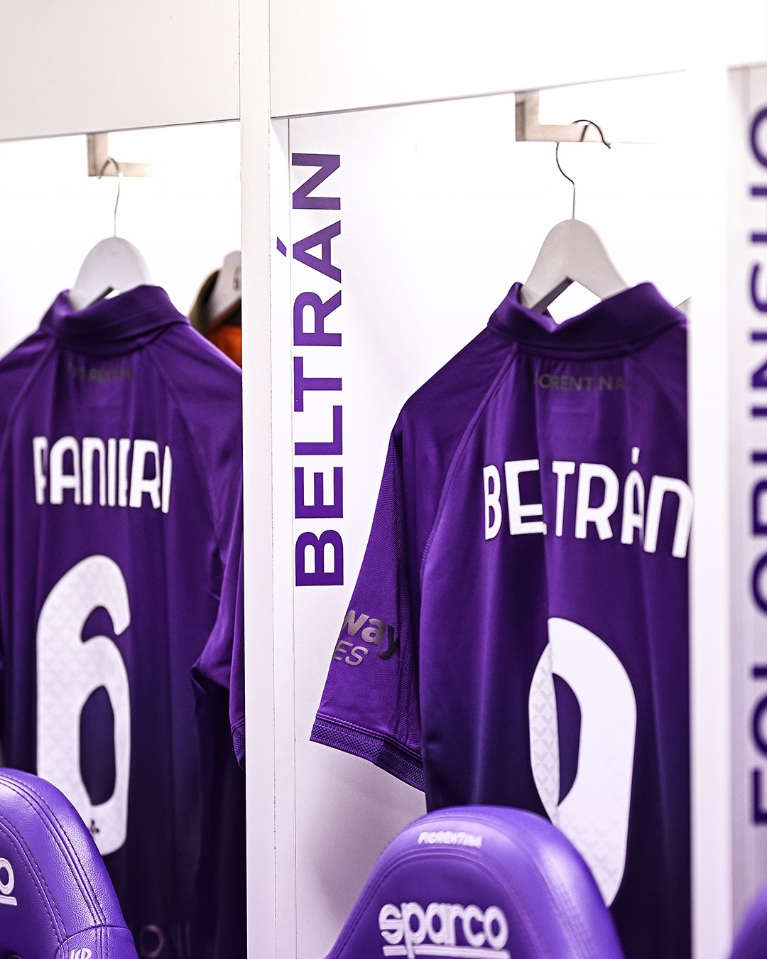 Retro of Fiorentina 2024-2025 special kit