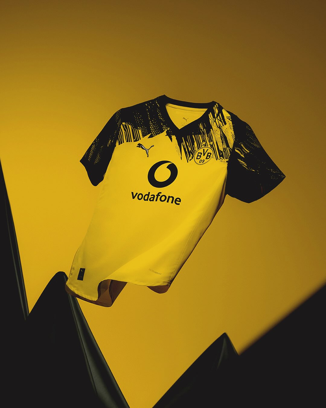 Borussia Dortmund 2025-2026 Home Kit