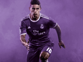 James Rodríguez wearing Real Madrid 2016-2017 away kit