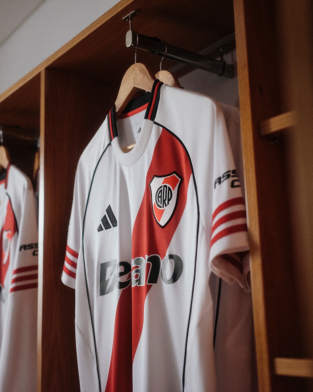 River Plate 2025-2026 Home Kit