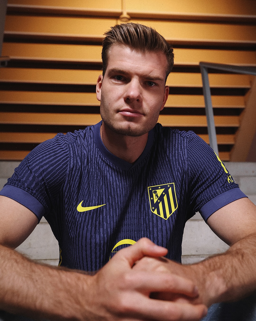 Alexander Sorloth wearing Atletico Madrid 2025-2026 away kit