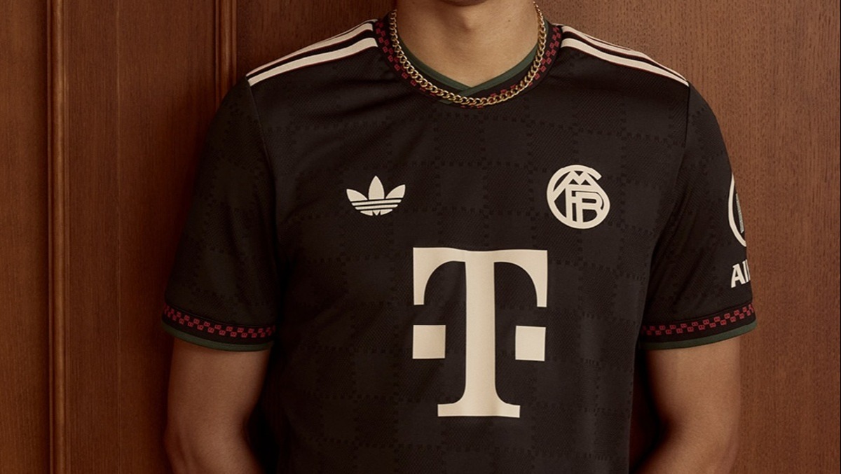 Bayern Munchen 2025-2026 third kit
