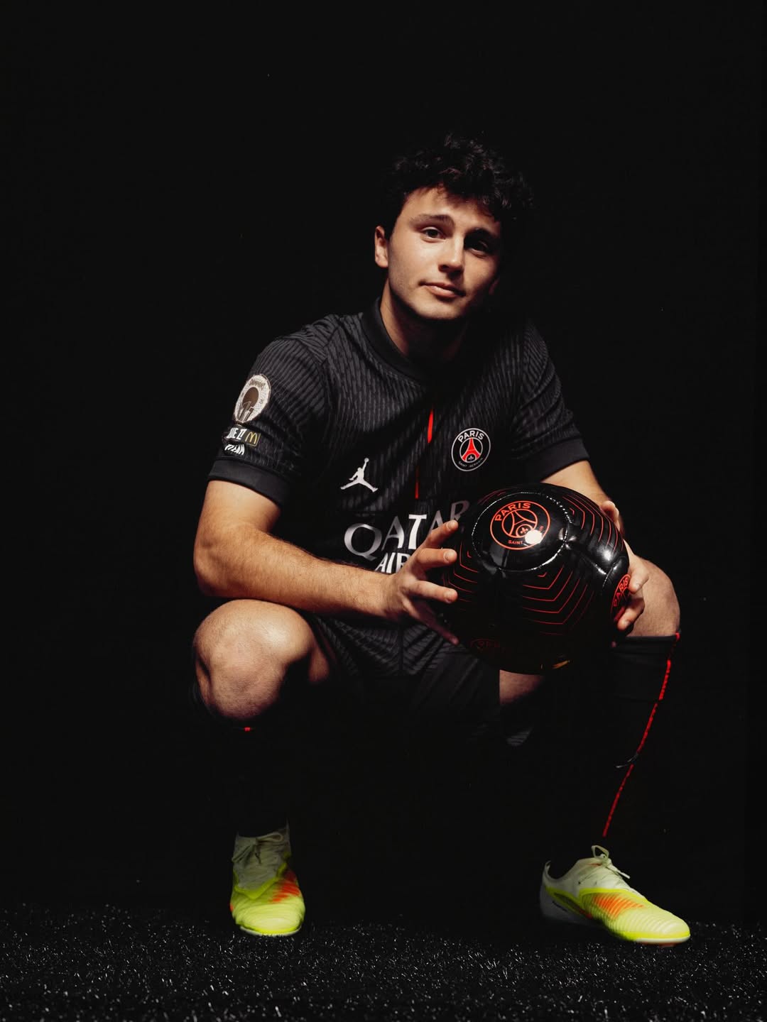 Joao Neves wearing Paris Saint Germain 2025-2026 fourth kit