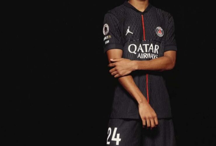 Featured Paris Saint Germain 2025-2026 fourth kit