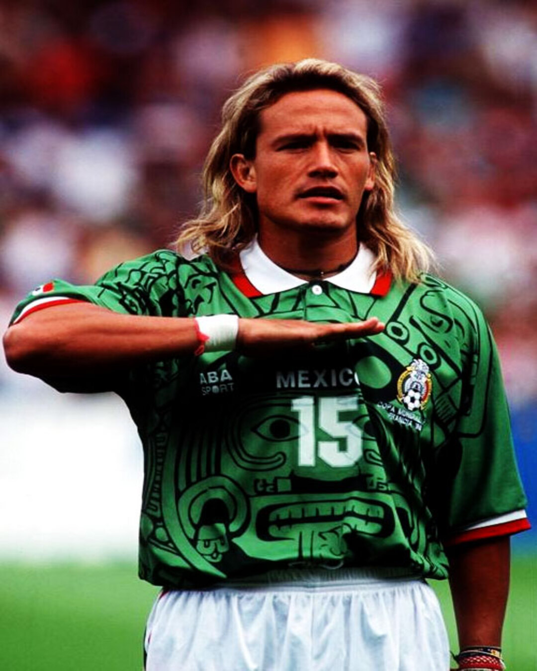 Luis Hernandez wearing Mexico 1998 world cup kit