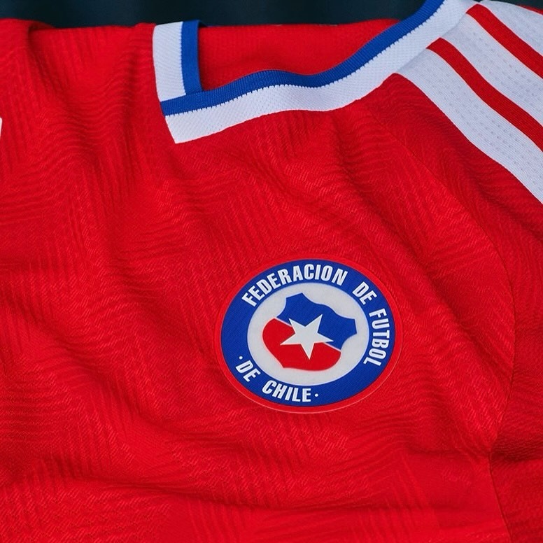 Detail of Chile 2026 home kit